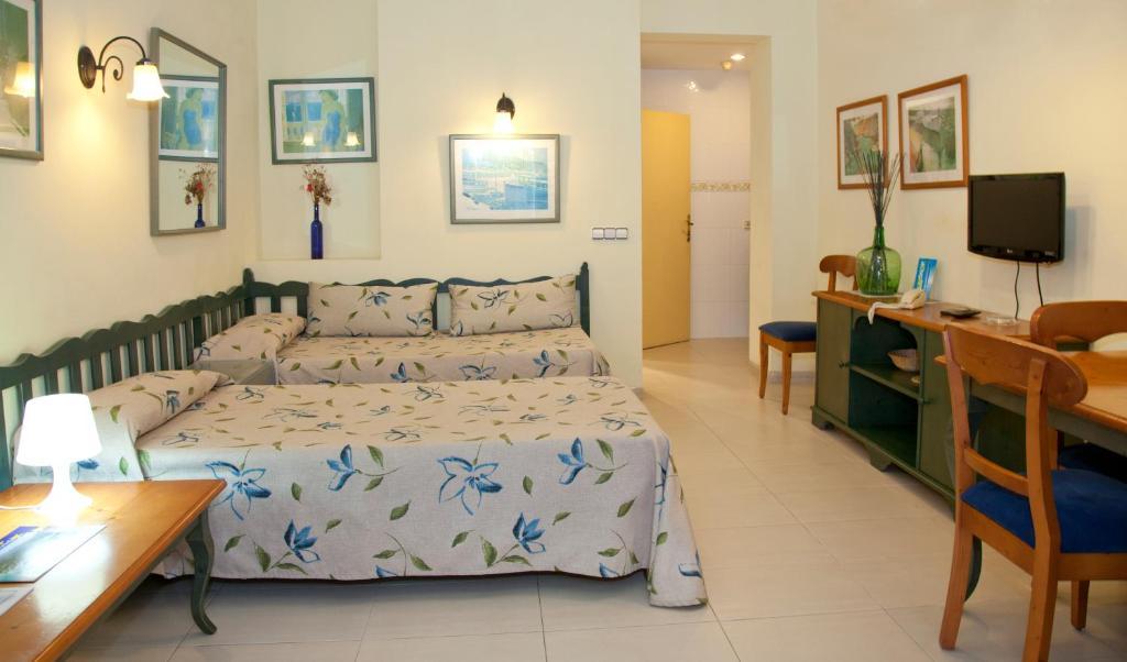 Apartamentos Carabela II Peguera Eksteriør billede