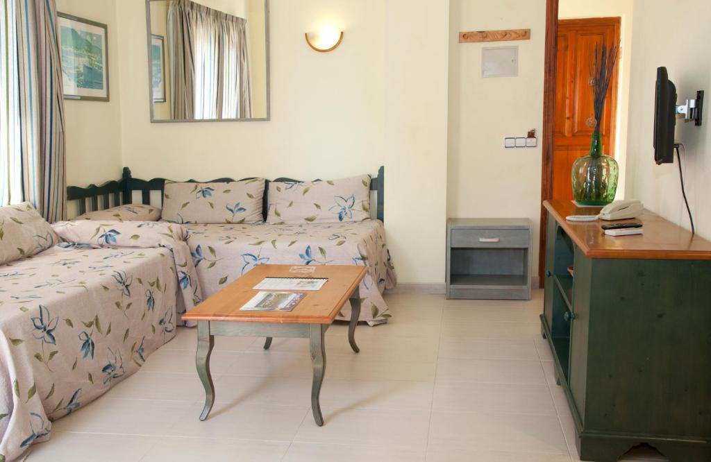 Apartamentos Carabela II Peguera Eksteriør billede